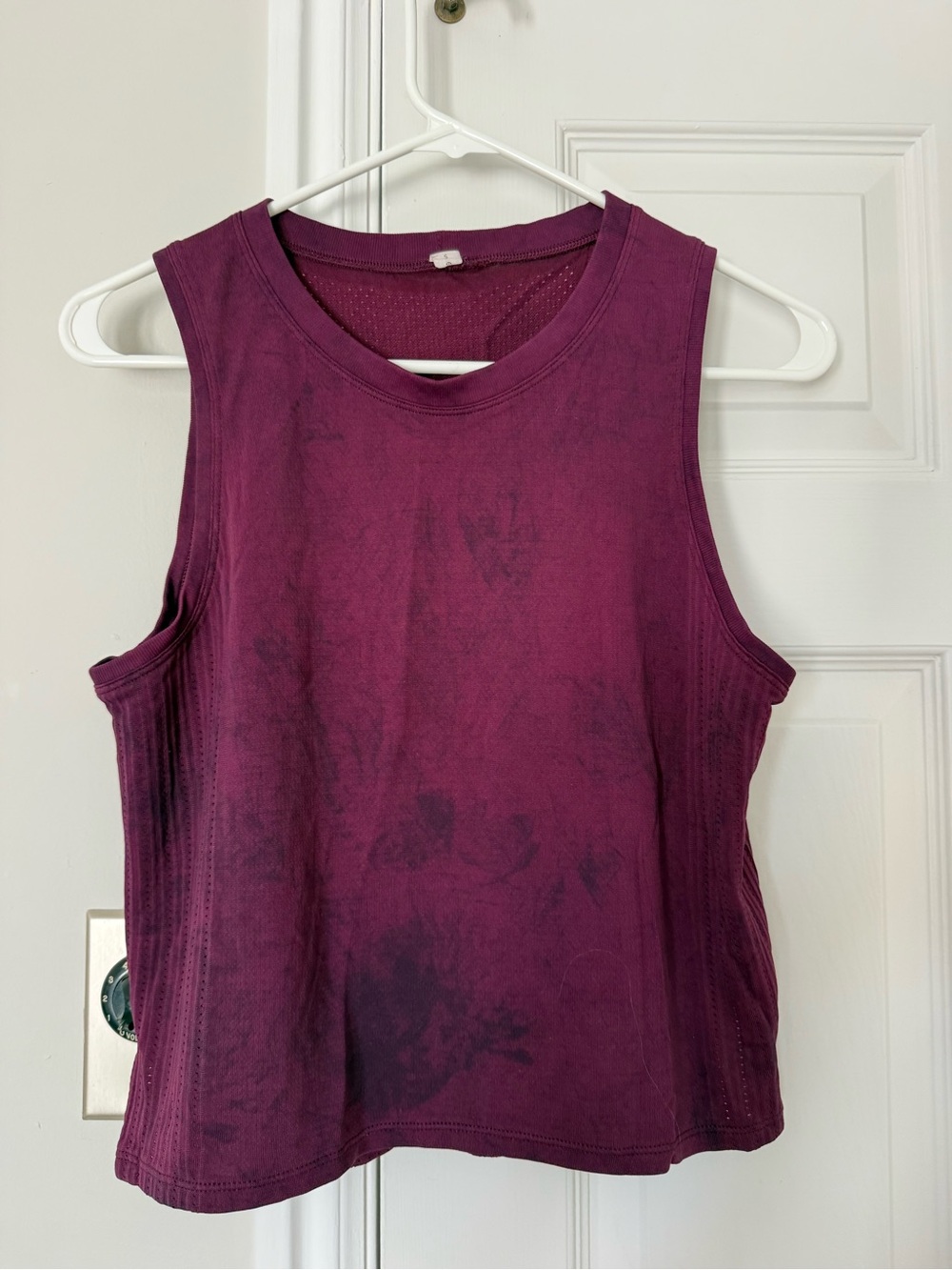 lululemon athletica Sleeveless Crewneck Tank Top - Plum
